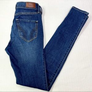 Hollister High Rise Super Skinny Distressed Jeans | Size 25 | 1 | Dark Wash